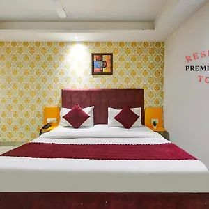 Platinum With Free Pickup-delhi Airport New Delhi